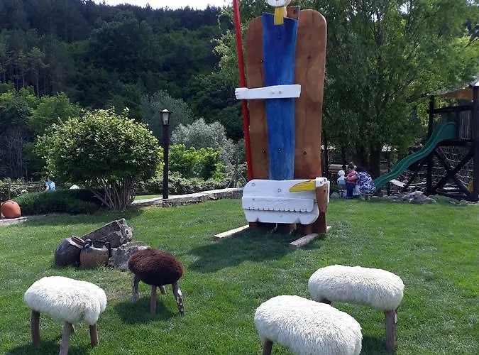 Хотел Complex Barite 3*